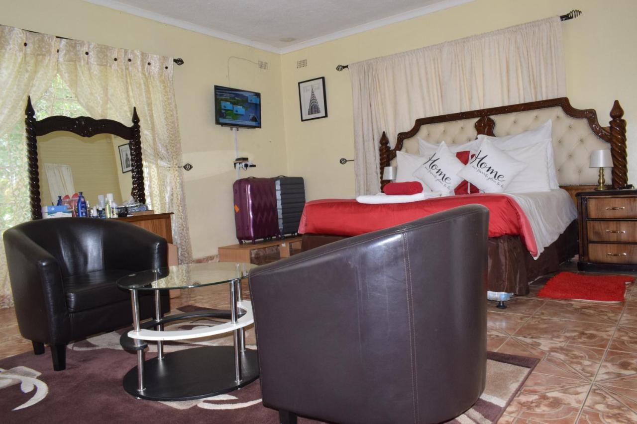 The Crown Inn Guest House Northwood Luaran gambar