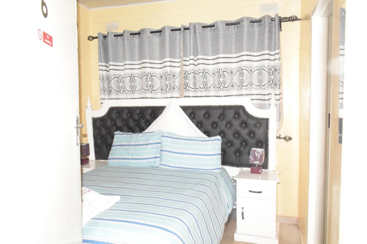 The Crown Inn Guest House Northwood Luaran gambar