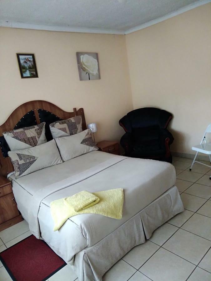 The Crown Inn Guest House Northwood Luaran gambar